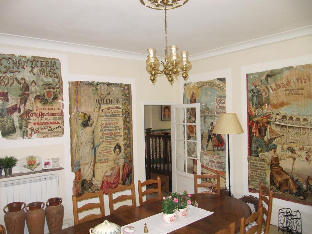 Bed and Breakfast Domaine La Rose Caylus Exterior foto