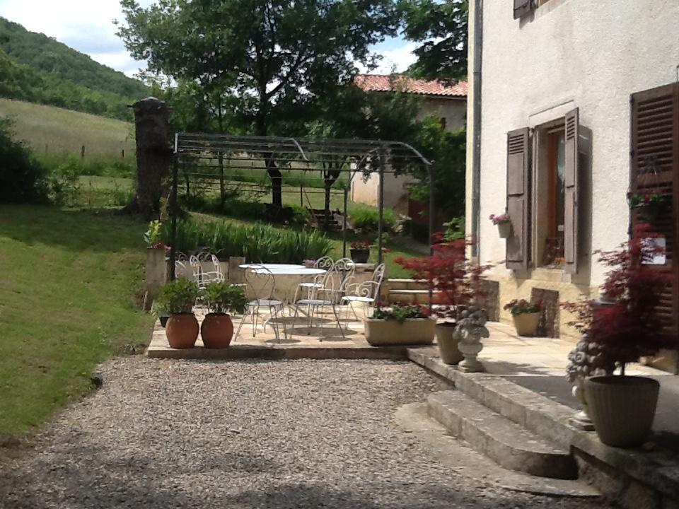 Bed and Breakfast Domaine La Rose Caylus Exterior foto